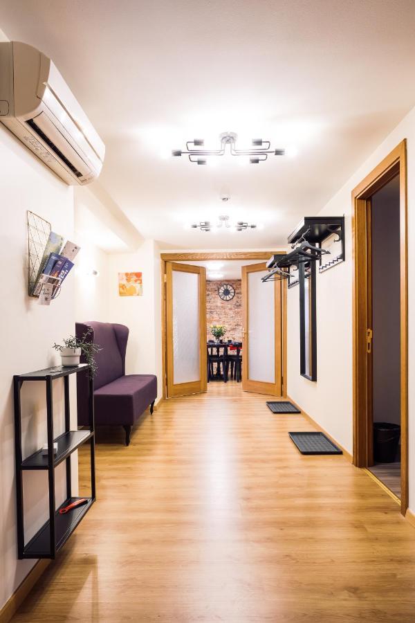 Lejlighed Rothko Apartment/8 Guests/4bedrooms/riga Old Town Riga