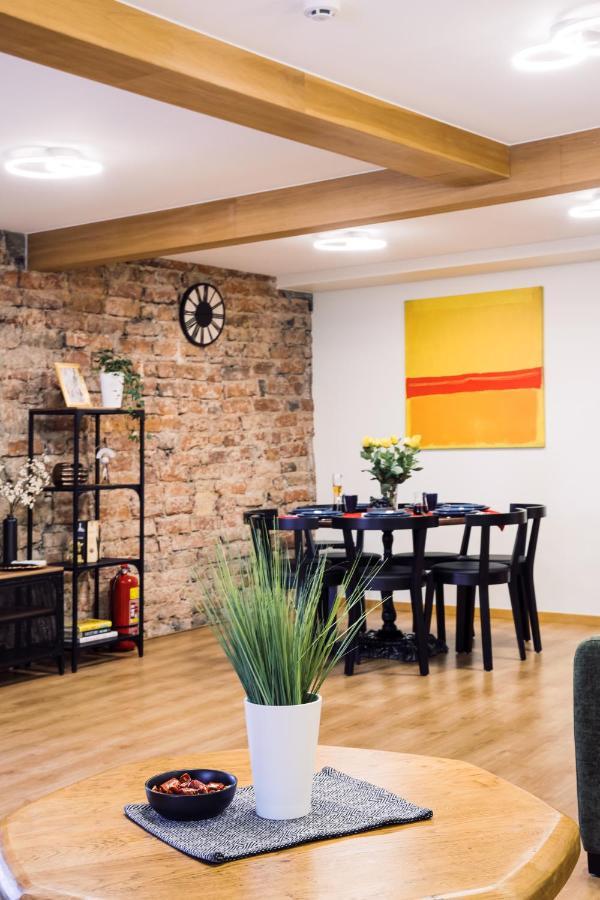Rothko Apartment/8 Guests/4bedrooms/riga Old Town Lejlighed